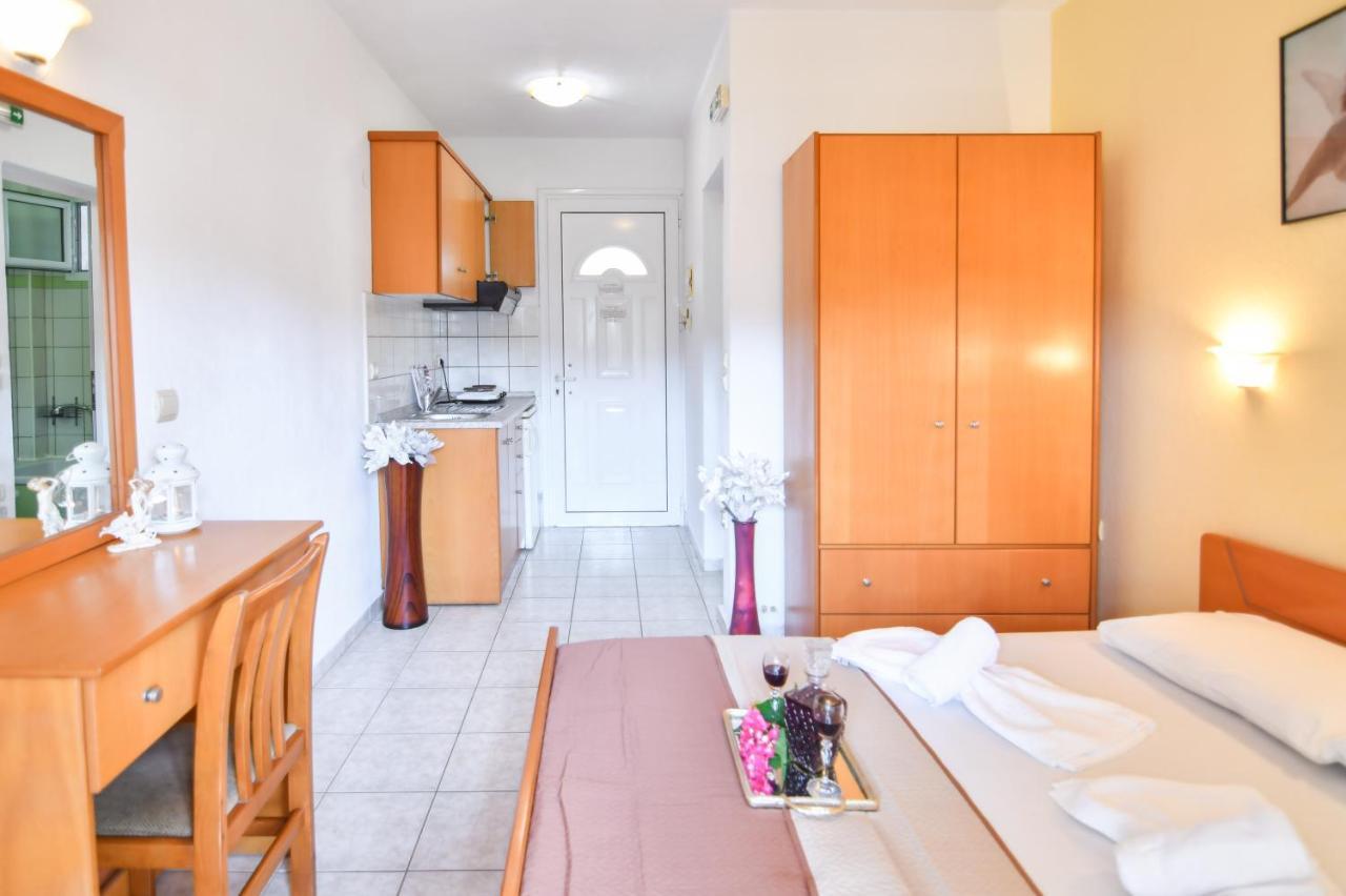 Apartment House Ilias Sarti